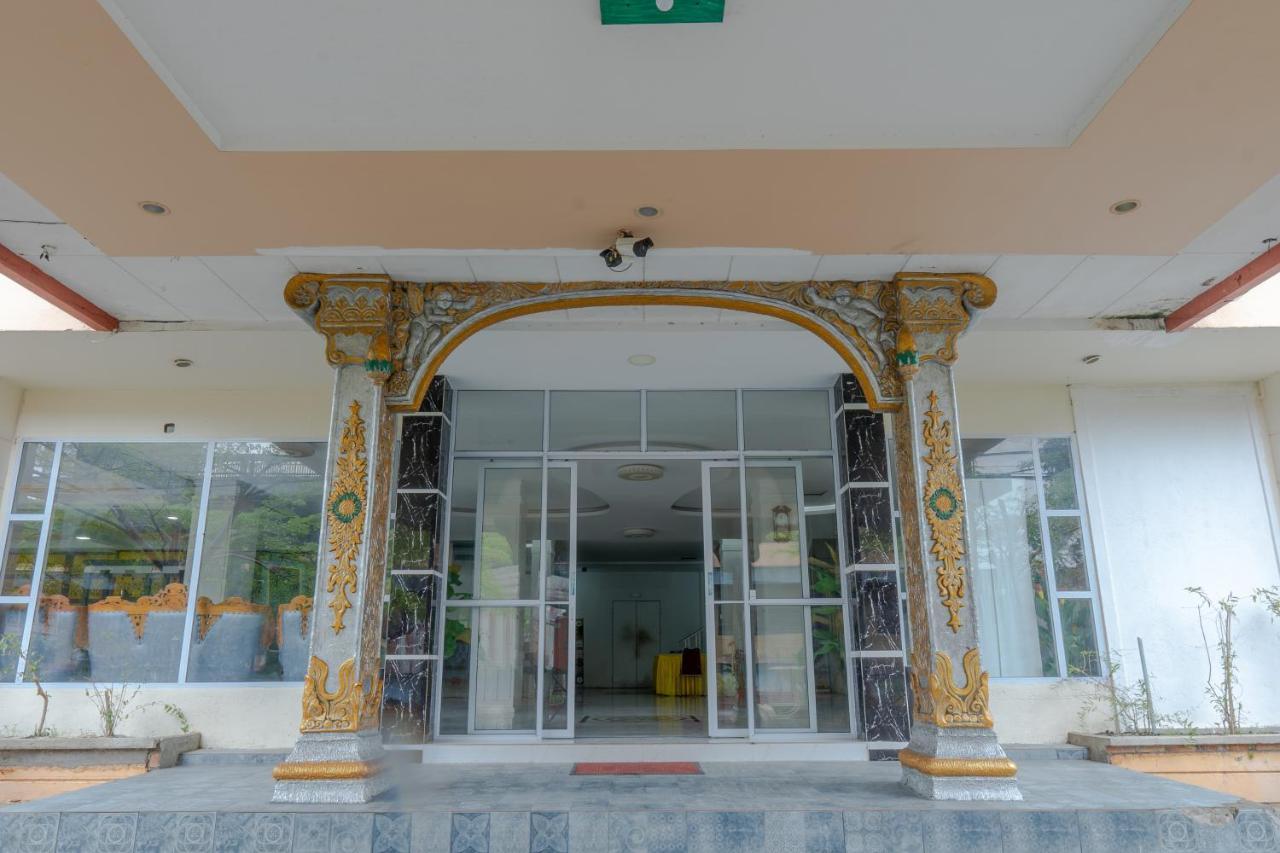 Hotel Sampurna Jaya Tanjungpinang Bagian luar foto